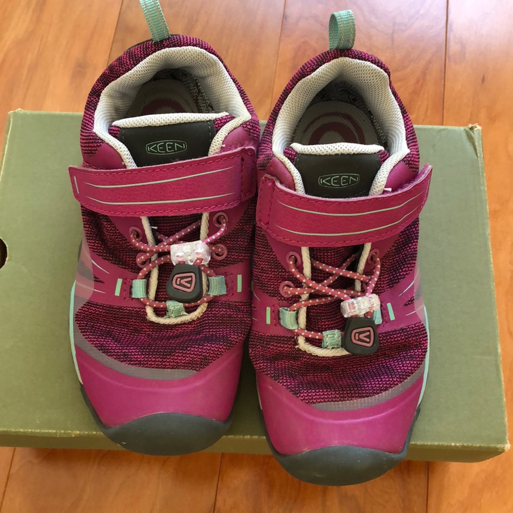 Hiking shoes
